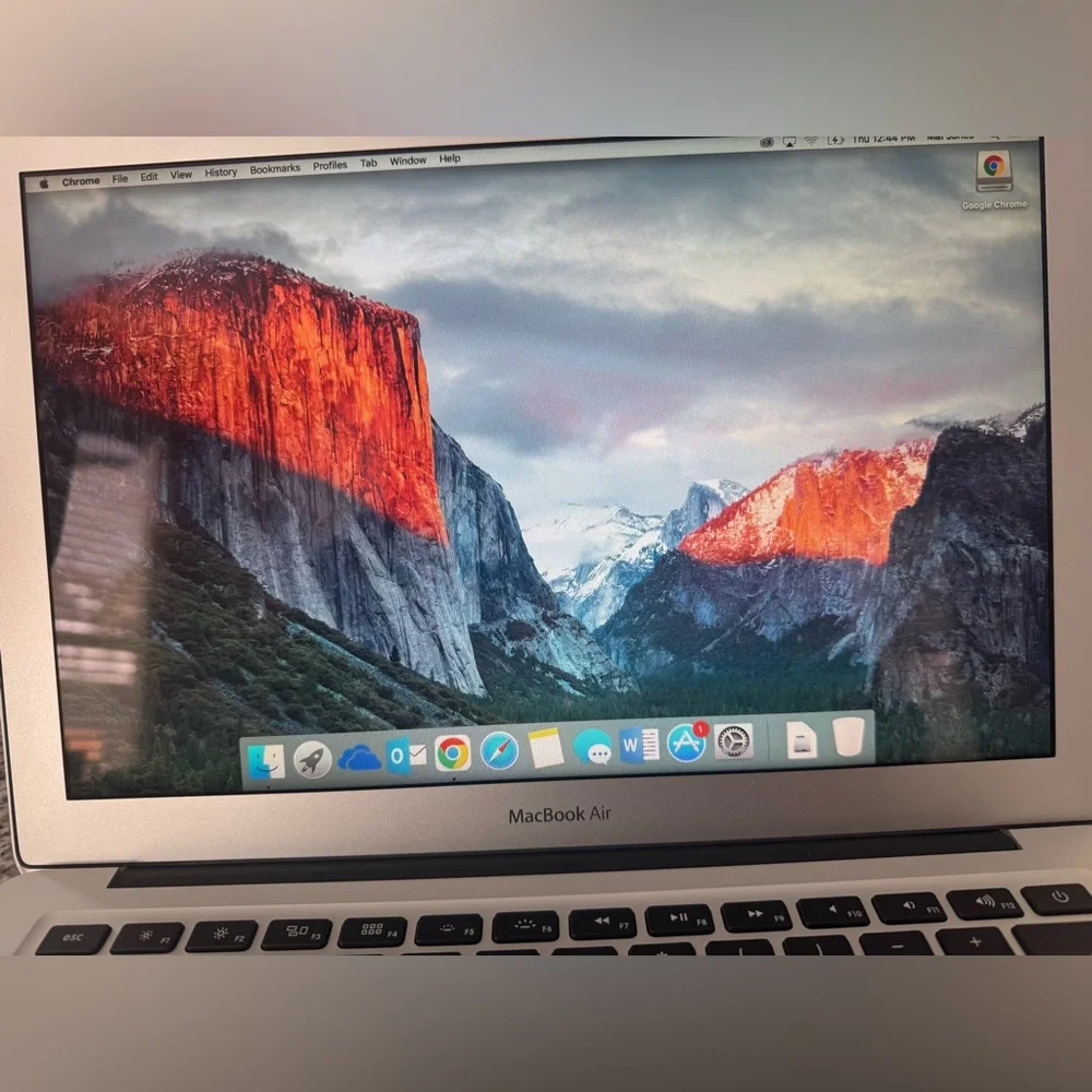 MacBook Air